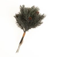 93301-Tannenzweig-Strauss-mit-Glitzer-und-Zapfen-Kunststoff--27cm-IMG-3126.jpg Künstlicher Tannenzweig Strauß aus Kunststoff, ca. 27 cm lang, mit dezentem Glitzer und kleinen Zapfen, ideal für winterliche Arrangements und stimmungsvolle Weihnachtsdekorationen - schraege Ansicht