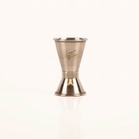 Doppelseitiger Messbecher Barmaß aus Edelstahl, kompaktes Cocktailmaß für Bar und Küche, robust verarbeitet, ideal zum präzisen Abmessen von Spirituosen, Maße 5,1 x 6,8 cm - Vollansicht