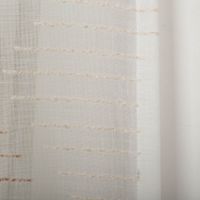93326-Gardine-mit-oesen-Voile-Boucle-Dessin-Wellen-Wollweiss-Natur-140x245cm-IMG-7792.jpg Die hochwertige Gardine mit Ösen Voile Bouclé-Dessin Wellen Wollweiß Natur 140x245cm besticht durch ihr elegantes Wellenmuster für helle, luftige und stilvolle Akzente in Ihrem Zuhause - Detailaufnahme
