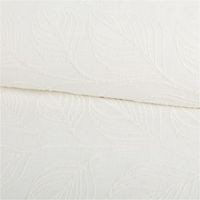 93339-Gardinenstoff-Leinenstruktur-mit-Blaetter-Boucle-Stickerei-raumhoch-wollweiss-280cm--IMG-3302.jpg Gardinenstoff in wollweiß mit Leinenstruktur und erhabener Bouclé-Blätterstickerei, präsentiert raumhoch für elegante Fensterdekorationen und gefertigt in 280 cm Breite - ausgerollt Detailaufnahme