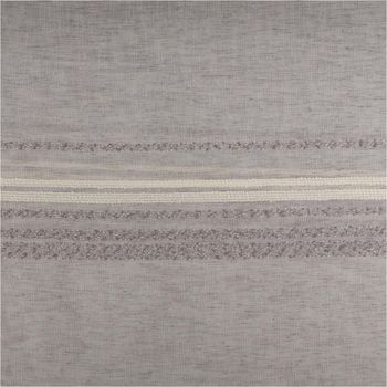 Gardinenstoff Voile in Grau mit dekorativen Bouclé-Streifen in Wollweiß; der transparente Stoff präsentiert ein dezentes Streifenmuster und ist 160 cm breit - Vollansicht
