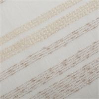 93341-Gardinenstoff-Voile-Boucle-Streifen-wollweiss-natur-160cm-Breite-IMG-3336.jpg Gardinenstoff Voile in Wollweiß mit naturfarbenen Bouclé-Streifen; der feine, leicht transparente Stoff zeigt strukturierte Zierstreifen und ist 160 cm breit - Nahaufnahme
