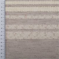 93343-Gardinenstoff-Voile-Boucle-Streifen-taupe-wollweiss-160cm-Breite-IMG-3355.jpg Gardinenstoff Voile in Taupe mit wollweißen Bouclé-Streifen; der strukturierte, halbtransparente Stoff präsentiert dezente Linienakzente und misst 160 cm Breite - mit Massband