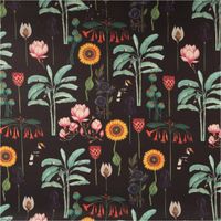 93355-Baumwollstoff-Halbpanama-Blumen-Palmenblaetter-schwarz-bunt-1-40m-Breite-IMG-3295.jpg Baumwollstoff Halbpanama schwarz bunt mit Blumen und Palmenblättern auf dunklem Hintergrund. Der detailreiche Stoff zeigt ein exotisches Floralmotiv und ist 1,40 m breit - Vollansicht