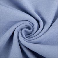 Gedrehte Darstellung des elastischen Bündchenstoffs aus Bio-Baumwolle in Light Lavender, Schlauchware mit feiner Struktur für professionelle Nähabschlüsse