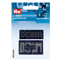 93522-Applikation-Label-Denim-jeansblau-von-Prym-Screenshot-2026-01-03-141850.png Verpackte Denim-Label-Applikationen von Prym in Jeansblau mit Schriftzug