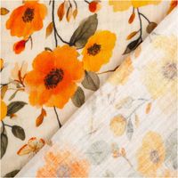 93532-Musselin-Stoff-Baumwolle-Digitaldruck-Ezia-Blumen-beige-orange-gelb-1-30m-Breite-IMG-6025.jpg Rückseite des Musselin Stoffes aus Baumwolle mit leicht durchscheinendem Blumen-Digitaldruck