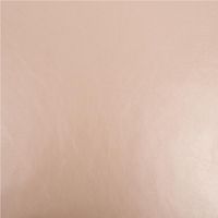 93604-Kunstleder-Lederimitat-Kreativleder-Polsterleder-Bekleidungsleder-mit-Viskose-Champagner-Metallic-1-4m-Breite-IMG-4271.jpg Hochwertiges Kunstleder in elegantem Champagner Metallic mit einer Rückseite aus Viskose für angenehmen Tragekomfort. Das 1,4 m breite Material eignet sich perfekt für modische Bekleidung, Accessoires oder Polsterarbeiten - Vollansicht
