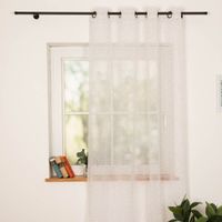 93655-Vorhang-oesenvorhang-Leo-Voile-halbtransparent-weiss-beige-140x260cm-IMG-8514.jpg Vorhang Ösenvorhang Leo Voile halbtransparent weiß beige 140x260cm besticht durch dezentes Design für luftige, gemütliche und stilvolle Akzente an Ihren Fenstern in Ihrem Zuhause - Nahaufnahme am Fenster