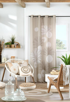 Vorhang Ösenvorhang Leinenstruktur Ornamente Palmenblätter natur weiß 140x260cm besticht durch tropisches Design für luftige, gemütliche und stilvolle Akzente an Ihren Fenstern in Ihrem Zuhause - in Szene gesetzt