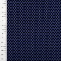 Dieser hochwertige Mesh Stoff 3D Wabenstruktur Martindale 30.000 tintenblau schwarz 150cm Stoffbreite besticht durch seine markante, tiefblaue Textur und die robuste technische Beschaffenheit. Ein langlebiger Funktionsstoff - mit Massband
