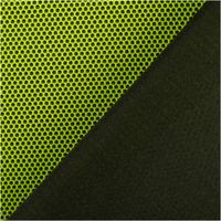 93678-Mesh-Stoff-3D-Wabenstruktur-Martindale-30-000-limegruen-schwarz-150cm-Stoffbreite-IMG-7618.jpg Hochwertiger Mesh Stoff 3D Wabenstruktur Martindale 30.000 limegrün schwarz 150cm Stoffbreite besticht durch seine leuchtende, neongrüne Textur und robuste technische Beschaffenheit. Ein langlebiger Funktionsstoff - mit Rueckseite