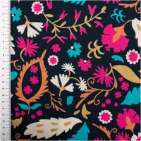 Der hochwertige Viskose Stoff für Bekleidung Blumen abstrakt blau pink 140cm Stoffbreite besticht durch leuchtende pinke Blüten und türkise Blätter auf dunklem Grund. Ein fließendes Material für kreative Nähprojekte - mit Massband
