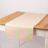 93717-Tischlaeufer-aus-Baumwolle-mit-Streifen-Pistazie-Rosa-40x160cm-von-SCHoeNER-LEBEN--IMG-6266.jpg Tischläufer aus Baumwolle mit Streifen in Pistazie und Rosa von SCHÖNER LEBEN., dekorativ auf Holztisch drapiert