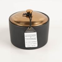 Paddywax Hygge Black Sojakerze Bergamot & Mahogany 141 g im schwarzen Keramiktopf mit Metalldeckel