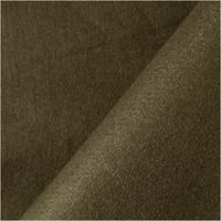 93790-Filz-Meterware-15mm-stark-180cm-olivgruen-Stoffbreite-Filz-IMG-7257.jpg Dieser hochwertige Filz Meterware 15mm stark 180cm olivgrün Stoffbreite Filz besticht durch seine dichte, robuste Struktur in einem tiefen, naturnahen Olivgrün. Ein vielseitiges Material für Bastelarbeiten - mit Rueckseite