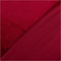 93845-Stretchsamt-Samtstoff-rot-einfarbig-1-5-m-breit-IMG-7514.jpg Dieser hochwertige Stretchsamt Samtstoff rot einfarbig 1,5 m breit besticht durch seine herrlich weiche, schimmernde Oberfläche in einem intensiven, klassischen Rot. Ein edler, dehnbarer Stoff - mit Rueckseite