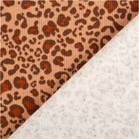 Dieser hochwertige Rippjersey Rib Jersey Stoff Baumwolle Leo beige braun 1,2m Breite besticht durch sein wildes Leoparden-Muster in klassischen Naturtönen. Ein elastisches Material für Ihre Nähprojekte - mit Rueckseite
