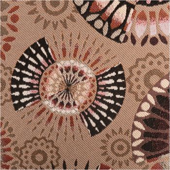 Der hochwertige Jacquard Stoff Premium Dekostoff Mandala Circle Sun taupe rot schwarz 1,4m Breite besticht durch sein detailreiches Mandala-Design für ausdrucksstarke, langlebige und stilvolle Nähprojekte - Nahaufnahme