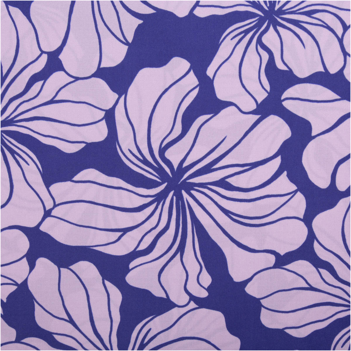 93929-Viskose-Stoff-Radiance-Blueten-violett-1-42m-Breite-IMG-8148.jpg Der hochwertige Viskose Stoff Radiance Blüten violett 1,42m Breite besticht durch sein elegantes florales Design in sanften Violetttönen für individuelle, fließende und frühlingshafte Nähprojekte - Nahaufnahme