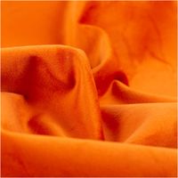 Der hochwertige Polsterstoff Samtstoff Brüssel terracotta 140cm breit besticht durch seine weiche Haptik für warme, edle und stilvolle Akzente in Ihrem Zuhause - stilvoll drapiert