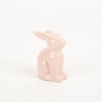 Eleganter Deko-Hase von Boltze aus hochwertigem Porzellan. Mit seiner glänzenden Oberfläche und einer Höhe von 11cm ist diese stilvolle Figur in Rosa ein zeitloser Blickfang für jede Osterdekoration - Detailaufnahme