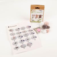 94061-DIY-Bastelset-Osterhasen-fuer-3-Haeschenklammern-in-rosa--weiss-und-grau-von-Boltze-IMG-9118.jpg Kreatives DIY-Set von Boltze für drei niedliche Osterhasen-Klammern in Weiß, Rosa und Grau. Mit flauschigen Körpern und langen Ohren sind diese selbstgemachten Häschen die perfekte Deko für Geschenke oder Zweige - Vollansicht ausgepackt