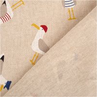 Naturfarbener Dekostoff in Leinenoptik mit 1,40m Breite und witzigem "Seagull Dress Up"-Motiv. Maritim gekleidete Möwen in Weiß, Blau und Rot verteilen sich auf dem strukturierten Hintergrund für ein originelles Küsten-Design - mit Rueckseite