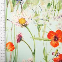 94193-Outdoorstoff-Digitaldruck-Wiesenblumen-hellblau-bunt-1-40m-Breite-IMG-1193.jpg Hellblauer Outdoorstoff mit botanischem Digitaldruck üppiger Wiesenblumen in leuchtendem Orange und Lila mit zarten grünen Stängeln und Knospen, 1,40 m breit - mit Massband