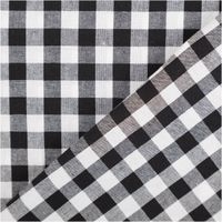 94206-Baumwollstoff-Popeline-Yarn-Dyed-garngefaerbt-Vichy-Karos-schwarz-weiss-1-44m-Breite-IMG-0320-2.jpg Garngefärbter Baumwollstoff Popeline mit klassischen Vichy-Karos in Schwarz und Weiß besticht durch seine hochwertige Yarn-Dyed Qualität bei 1,44 m Breite und ist ideal für zeitlose Blusen, Hemden oder dekorative Heimtextilien - mit Rueckseite