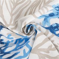94235-Baumwollstoff-Cretonne-Korallen-weiss-blau-1-60m-Breite-IMG-0617.jpg Dieser hochwertige Baumwollstoff Cretonne mit maritimem Korallenmuster in Weiß und Blau besticht durch seine strapazierfähige Qualität bei 1,60 m Breite. Ideal für sommerliche Dekorationen, Kissen oder leichte Heimtextilien - kunstvoll eingedreht in Falten