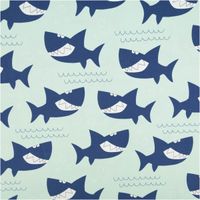 94251-Jersey-Stoff-Baumwolljersey-Haifische-blau-1-50m-Breite-IMG-0223-2.jpg Weicher Baumwolljersey in hellem Mint mit coolen dunkelblauen Haifischen besticht durch seine elastische Qualität bei 1,50 m Breite und eignet sich hervorragend für bequeme Kinderbekleidung, T-Shirts oder gemütliche Schlafanzüge - Vollansicht