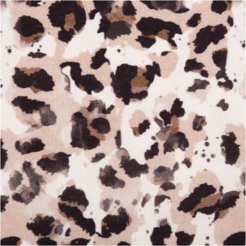 Nachhaltiger Bio Baumwolljersey mit wildem Leopardenmuster in Beige und Schwarz besticht durch seine elastische Qualität bei 1,50 m Breite und ist ideal für bequeme Shirts oder modische Leggings geeignet - Nahaufnahme