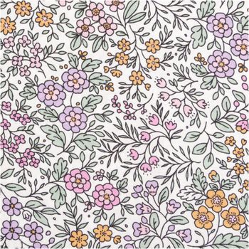 Weißer Viskosestoff aus Lenzing EcoVero mit dichtem Blümchenprint in Lila, Rosa und Gelb mit zarten mintgrünen Ranken und Blättern im romantischen Ditsy-Stil, 140 cm breit - Nahaufnahme
