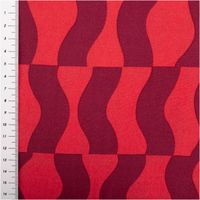94333-Viskose-Stoff-Lenzing-EcoVero----Wellen-rot-140-cm-Breite-IMG-0965.jpg Viskose-Stoff aus Lenzing EcoVero mit großflächigem geometrischem Wellenmuster in Rot und Dunkelrot im grafisch-abstrakten Retro-Stil, 140 cm breit - mit Massband