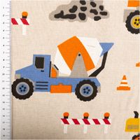 94344-Dekostoff-Leinenlook-Construction-Baustelle-natur-bunt-140-cm-breit-IMG-1211.jpg Hochwertiger Dekostoff in naturfarbener Leinenoptik mit bunten Baustellenmotiven wie Kränen, Baggern und Betonmischern bedruckt, ideal für strapazierfähige Kinderzimmerdekorationen, Vorhänge oder Kissenbezüge mit einer großzügigen Breite von 140 cm - Detai