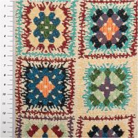 Bunter Gobelin-Dekostoff mit fein gewebtem Kelim-Patchworkmuster in Blau, Rot, Orange und Grün mit geometrischen Blüten und Rauten im Folkloredesign, 1,50 m breit - mit Massband