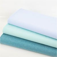 94400-Baumwollstoff-Popeline-Yarn-Dyed-garngefaerbt-einfarbig-hellblau-meliert-1-44m-Breite-IMG-3432.jpg Hochwertiger, garngefärbter Baumwoll-Popeline in Hellblau meliert. Die 1,44 m breite Meterware überzeugt durch ihre feine Optik und ist ideal für zeitlose Blusen, Hemden oder maritime Deko-Projekte geeignet - mit weiteren Stoffen praesentiert