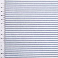 Hochwertiger, garngefärbter Baumwoll-Popeline präsentiert sich mit klassischen, drei Millimeter breiten Streifen in Blau und Weiß. Die feine Webstruktur des 1,44 Meter breiten Stoffes wirkt besonders gleichmäßig und bietet eine zeitlose Optik - mit Massban