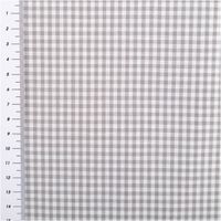 Dieser garngefärbte Baumwollstoff in Popeline-Qualität zeigt ein klassisches, 2,7 mm kleines Karomuster in Grau und Weiß, das bei einer Breite von 1,44 m eine zeitlose Ästhetik für vielseitige und hochwertige Nähprojekte bietet - mit Massband