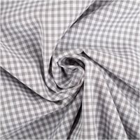 94429-Baumwollstoff-Popeline-Yarn-Dyed-garngefaerbt-kleine-Karos-2-7-mm-grau-weiss-1-44m-Breite-IMG-2017.jpg Dieser garngefärbte Baumwollstoff in Popeline-Qualität zeigt ein klassisches, 2,7 mm kleines Karomuster in Grau und Weiß, das bei einer Breite von 1,44 m eine zeitlose Ästhetik für vielseitige und hochwertige Nähprojekte bietet - kunstvoll eingedreht in Fa