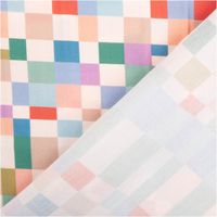 94470-Viskose-Stoff-Radiance-Retro-Rechtecke-blau-beige-bunt-1-40m-Breite-IMG-1734.jpg Viskose-Webware "Radiance" mit einem geometrischen Retro-Muster aus bunten Rechtecken in Blau, Beige und Flieder. Der 1,40m breite Stoff fällt weich und eignet sich hervorragend für luftige Blusen, Kleider oder sommerliche Hosen - mit Rueckseite