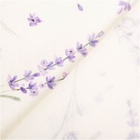 94483-Vorhangstoff-Baumwollstoff-Popeline-Lavendel-Digitaldruck-weiss-lila-1-40m-Breite-IMG-3586.jpg Hochwertiger Baumwoll-Popeline mit fotorealistischem Lavendel-Digitaldruck auf weißem Grund. Die 1,40 m breite Meterware ist glatt und fein gewebt – ideal für sommerliche Vorhänge, Kissen, Tischwäsche oder leichte Bekleidung - mit Rueckseite