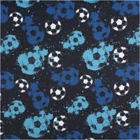 94505-Fraeulein-von-Julie-Jersey-Stoff-Baumwolljersey-Fussball-Digitaldruck-blau-1-50m-Breite-IMG-1374.jpg Dieser Fräulein von Julie Baumwolljersey zeigt einen dynamischen Fußball-Digitaldruck mit blauen Farbspritzern auf dunklem Grund. Der elastische Stoff ist 1,50 Meter breit und eignet sich hervorragend für sportliche, bequeme Kinderbekleidung - Vollansicht