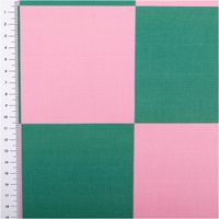 94650-Baumwollstoff-Dekostoff-Halbpanama-Digitaldruck-Karo-10x10cm-pink-dunkelgruen-1-40m-Breite--IMG-3064.jpg Hochwertiger Halbpanama-Dekostoff aus Baumwolle mit großflächigem Karomuster ($10 \times 10$ cm) in Pink und Dunkelgrün. Die 1,40 m Breite eignet sich ideal für moderne Kissen, Tischwäsche oder Taschen - mit Massband