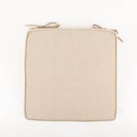 94689-Outdoor-Sitzkissen-mit-Bindebaendern-Struktur-uni-Natur-40x40x5cm-IMG-3756_1.jpg Outdoor-Sitzkissen mit Bindebändern, 40x40x5 cm – formstabiles Kissen in warmem Naturton mit feiner Leinenstruktur und umlaufendem Rahmen, schlicht und zeitlos für Balkon, Terrasse und Garten - Vollansicht