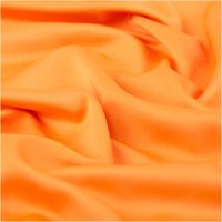 94715-Royal-Micro-Satin-Stoff-Meterware-aprikose-1-40m-Breite-IMG-4081.jpg Royal Micro Satin Meterware in warmem Aprikose, 1,40 m breit – seidig glatte Oberfläche mit feinem Glanz im leuchtenden Orangeton, als Rolle fotografiert, frisch und vielseitig kombinierbar - stilvoll drapiert