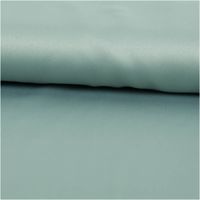 Royal Micro Satin Meterware in dunklem Mintgrün, 1,40 m breit – seidig glatte Oberfläche mit sanftem Glanz und kühler Tiefenwirkung, als Rolle fotografiert, stilvoll für Mode und Heimtextilien - ausgerollt und glatt liegend