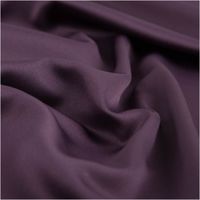 94726-Royal-Micro-Satin-Stoff-Meterware-aubergine-1-40m-Breite-IMG-4055.jpg Royal Micro Satin Meterware in tiefem Aubergine, 1,40 m breit – seidig glatte Oberfläche mit sattem Glanz im dunklen Rotviolett-Ton, als Rolle fotografiert, opulent und ausdrucksstark zugleich - stilvoll drapiert