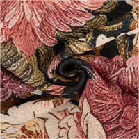 94771-Gobelin-Stoff-Jacquard-Dekostoff-Pfingstrosenblueten-dunkelblau-rosa-1-50m-Breite-IMG-4582.jpg Gobelin-Jacquard-Dekostoff, 1,50 m breit, in Dunkelblau mit üppigem Pfingstrosenmotiv in Creme, Rosa, Altrosa und Olive – detailreich gewebt und ausdrucksstark für edle Dekorationsprojekte - kunstvoll eingedreht in Falten